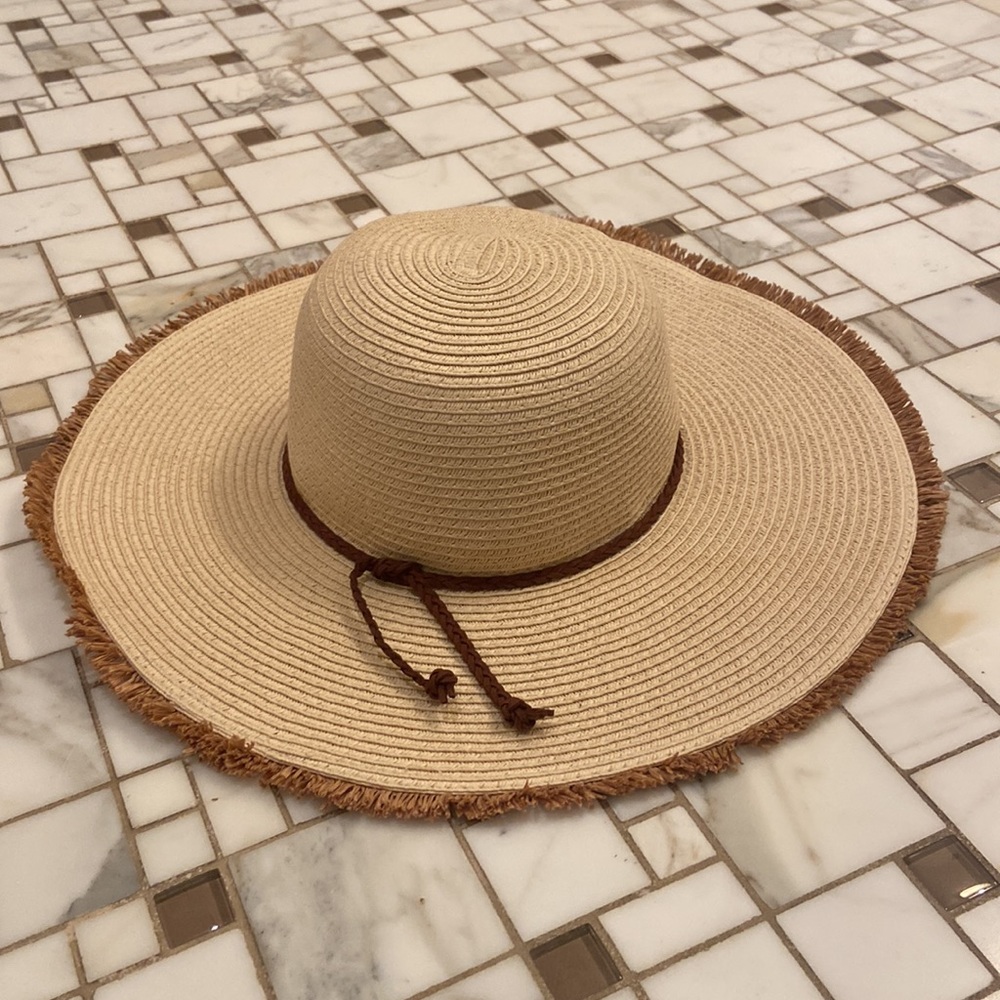 NWOT DPC floppy hat